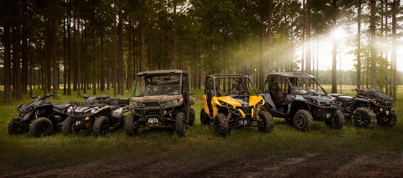 На сайт додано модельний ряд квадроциклів та мотовсюдиходів Can-Am 2017 року.