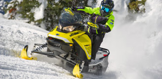 Снігохід Ski-Doo – переможець у номінаціях «Самий практичний снігохід року» і «Революційно вдосконалена конструкція» від каналу “SnowTrax Television”!